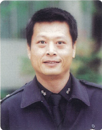 生輔組長 王仁甫