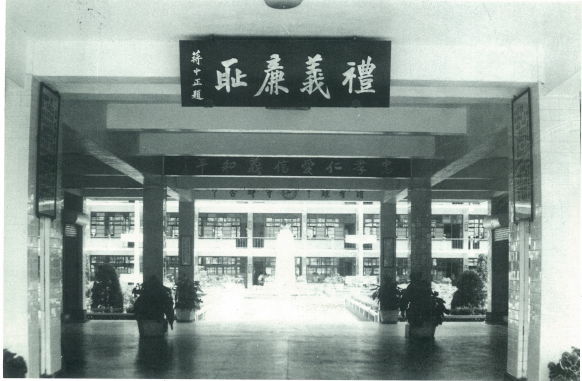 74樂群樓穿堂